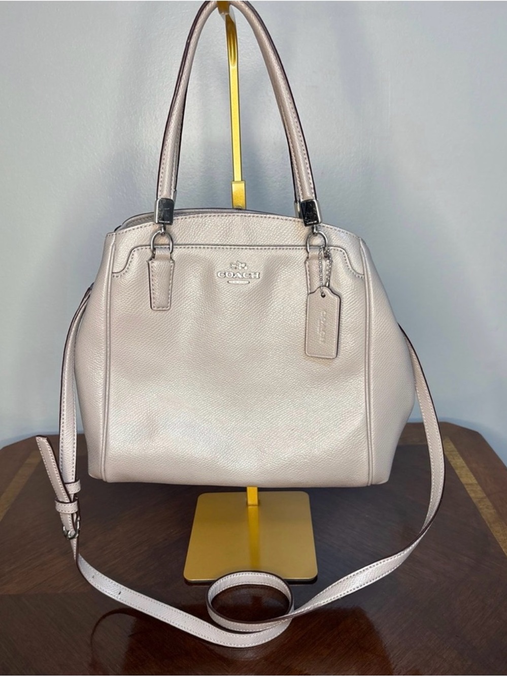 Coach Bags | Coach F34663 Minetta Chalk Cross-Grained Leather crossbody - Picture 2 of 12